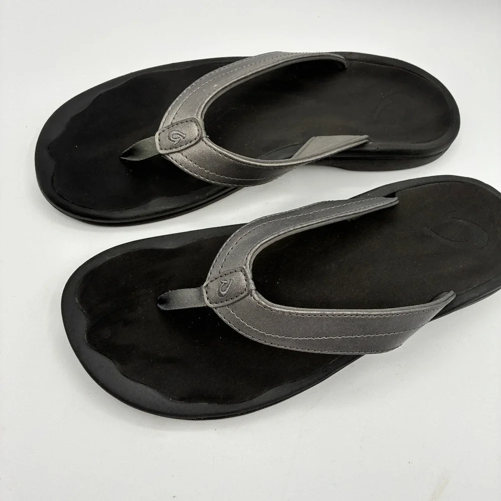 OluKai Ohana Flip Flop Sandals Women 9 EU 39Pewter Metallic Faux Leather Comfort